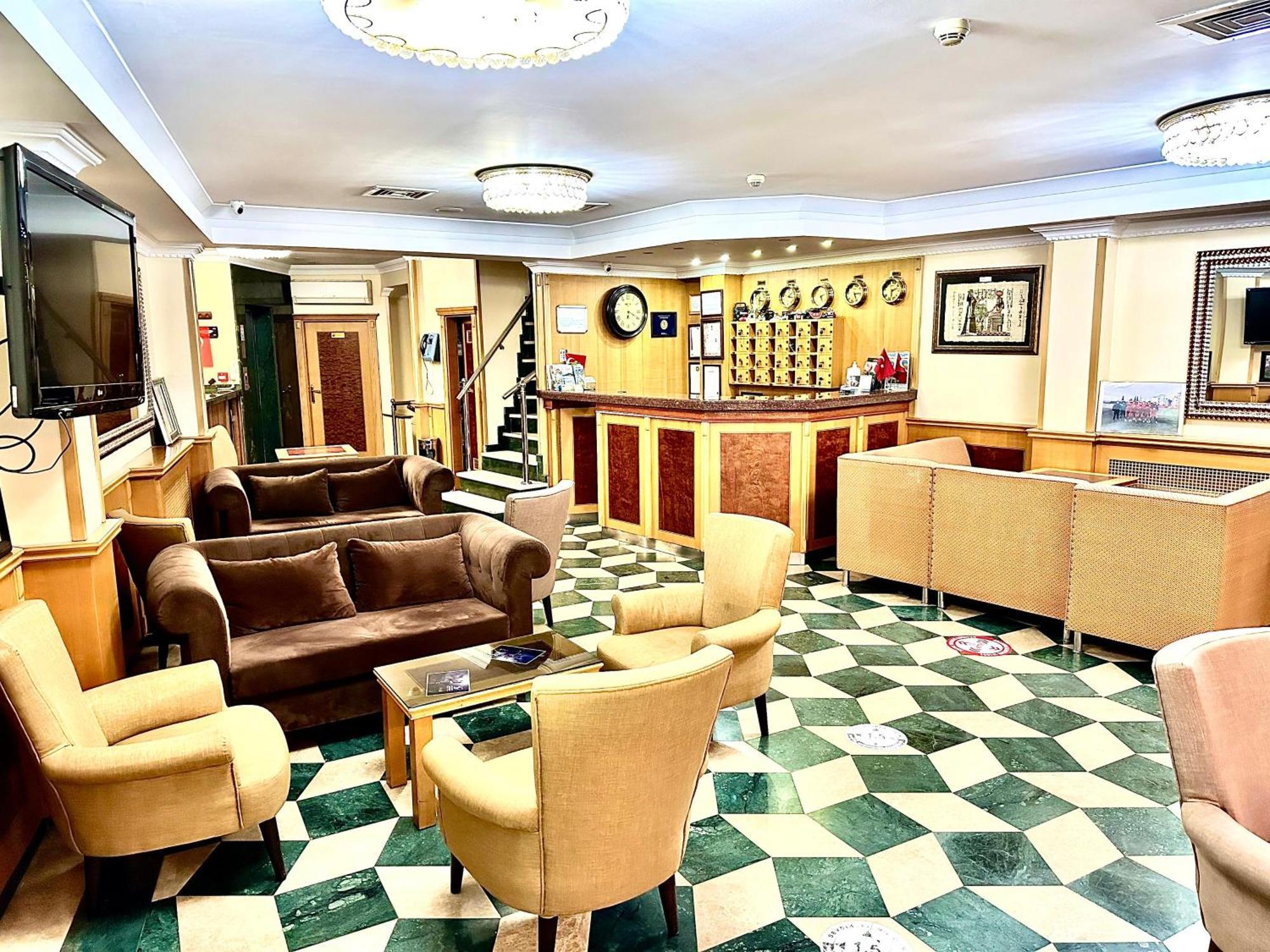 Hotel Golden Papirues Taksim
